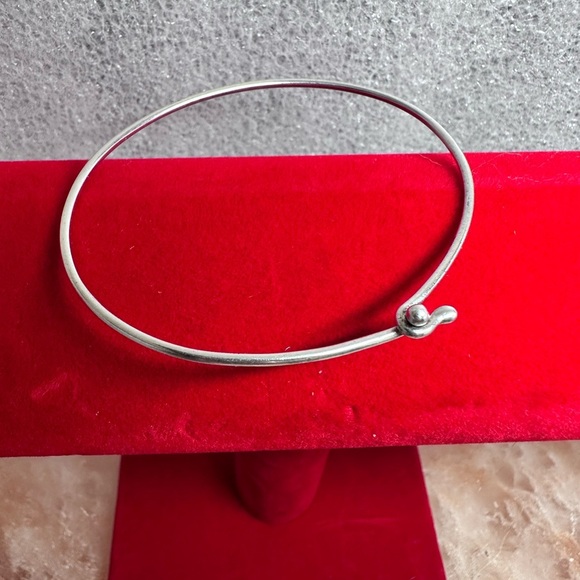 James Avery Sterling Silver Hook-On Bracelet Bangle Charm Hook and eye 4077 - Picture 2 of 10